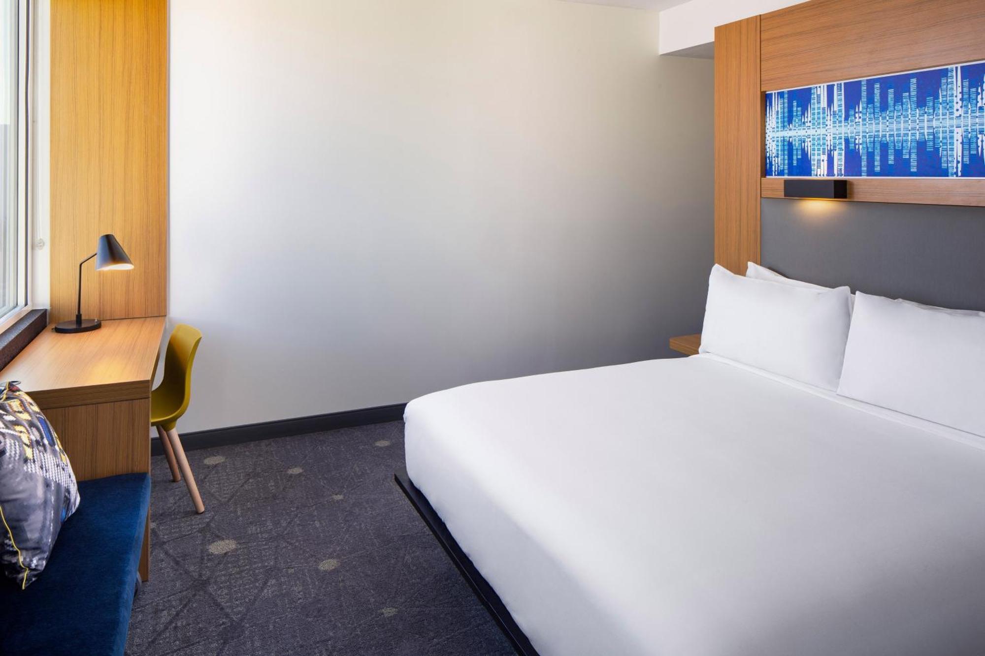Aloft Tempe Hotel Exterior photo