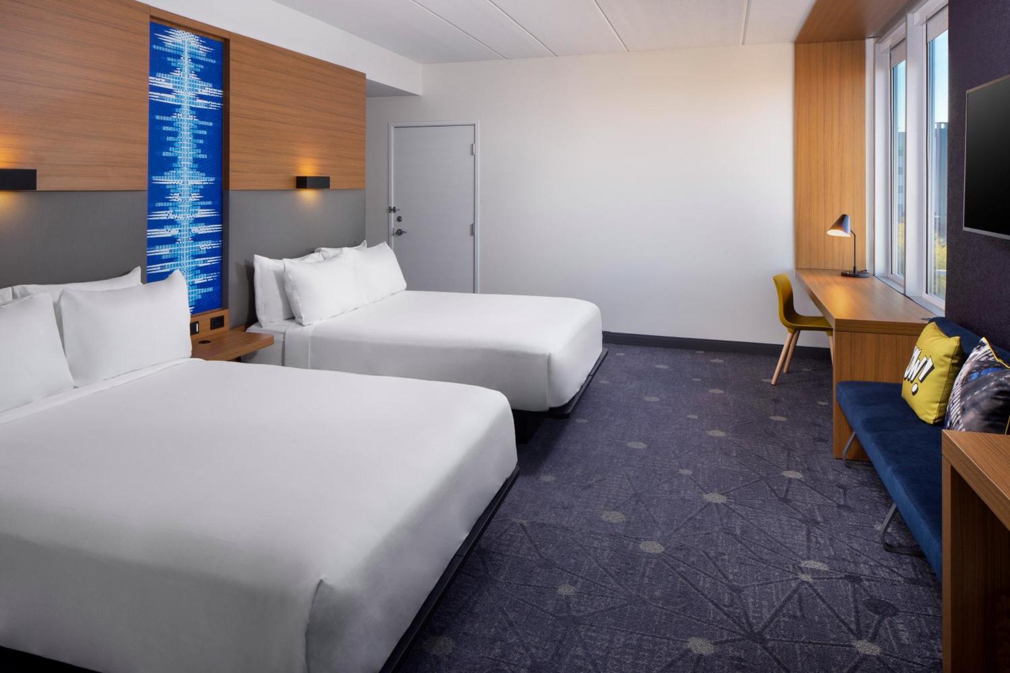 Aloft Tempe Hotel Exterior photo