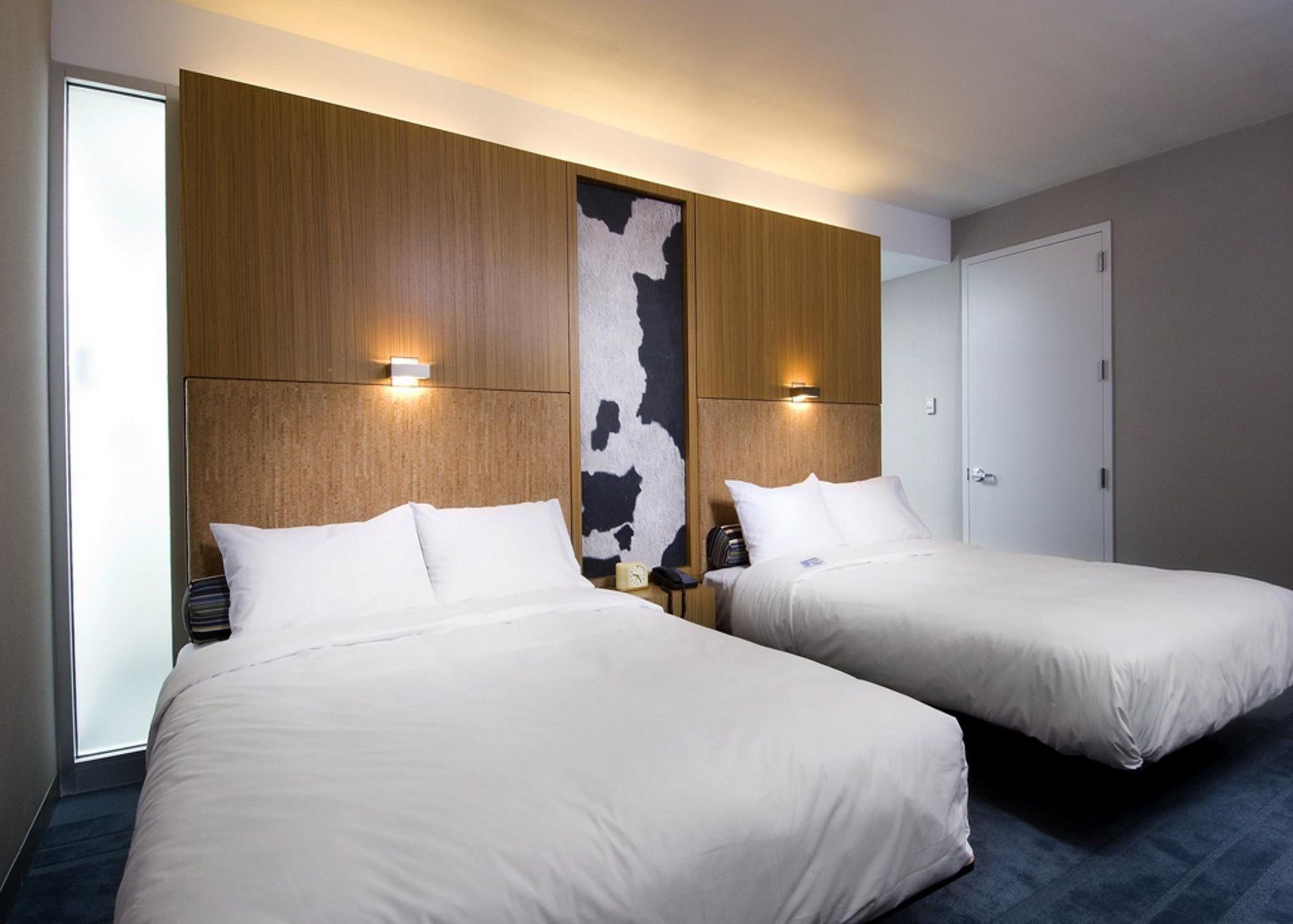 Aloft Tempe Hotel Room photo